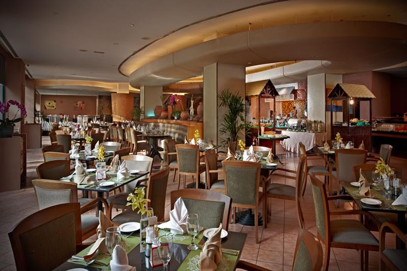 Royale Chulan Seremban Eksteriør bilde The restaurant